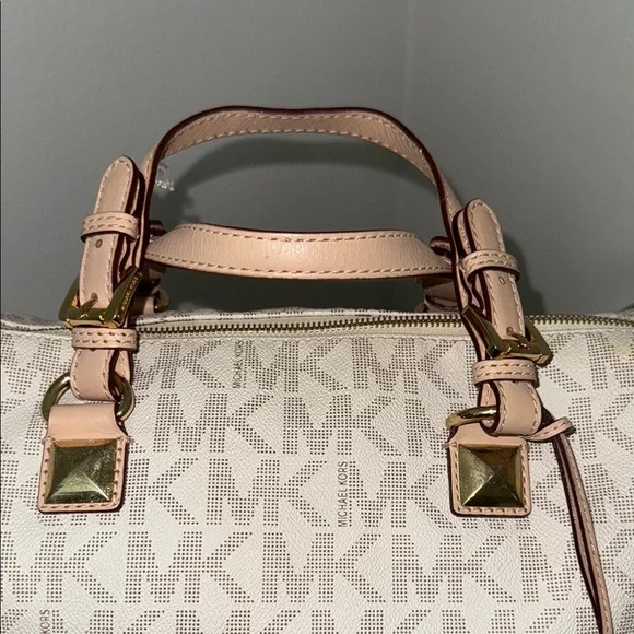 Michael Kors Cream Satchel with Gold Hardware - Picture 3 of 6